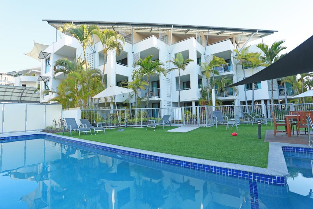 Beach Club Resort มูลูลาบา ภายนอก รูปภาพ